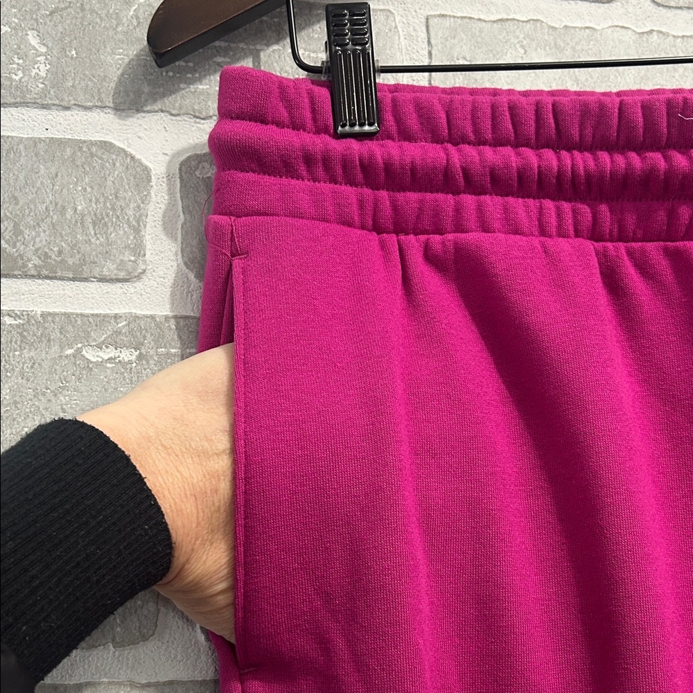 Marmot Peaks Jogger Bright Fuchsia Medium NWT Cozy Sweatpants - Picture 9 of 12